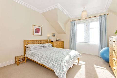 20 Clyde Place, Perth, PH2 0EZ