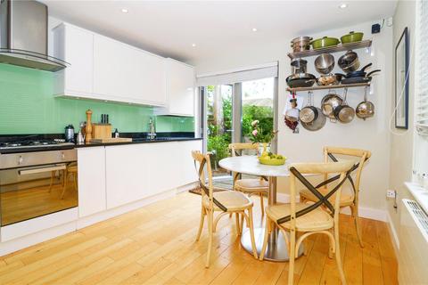 2b Acacia Road, Hampton, TW12 3DS