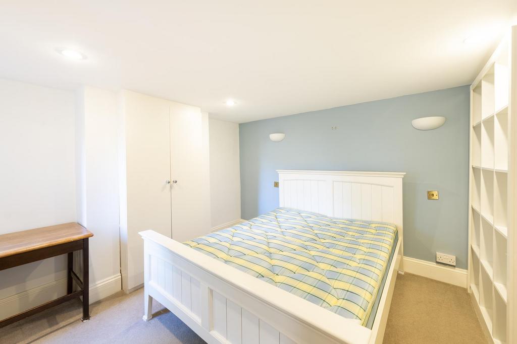 Lower floor bedroom