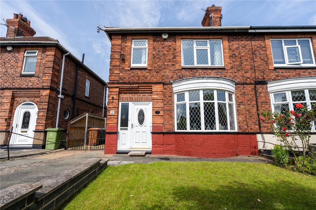 Clee Road, Cleethorpes, DN35 3 bed semidetached house £160,000