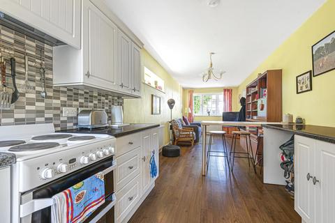 31 Dunstall Way, West Molesey, KT8 1PD