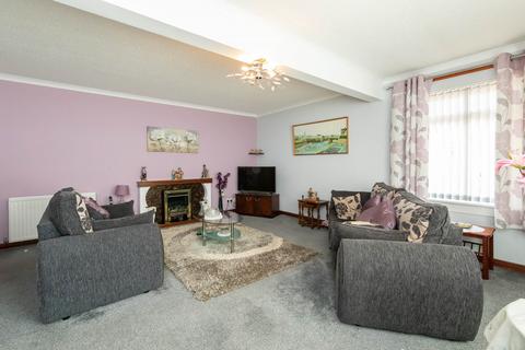 9 Cedar Avenue, Blairgowrie, PH10 6TT