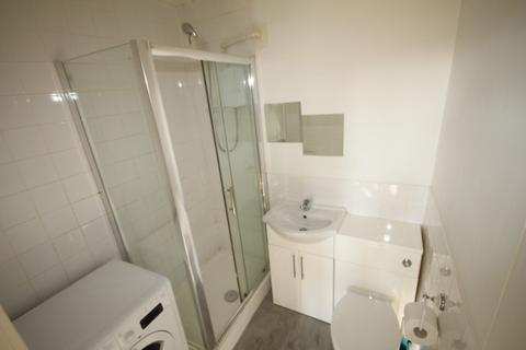 1 bedroom flat to rent, Dunstable Road, Luton, LU4