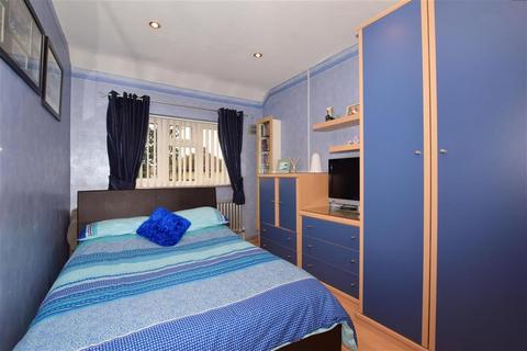 114 Arlington Drive, Carshalton, SM5 2EX