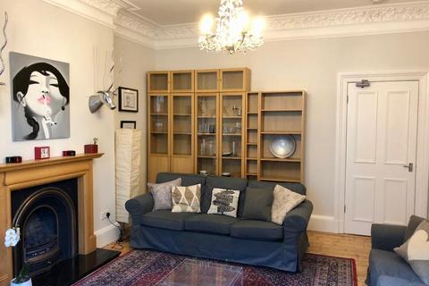 3 bedroom flat to rent, Bruntsfield Place, Bruntsfield, Edinburgh, EH10