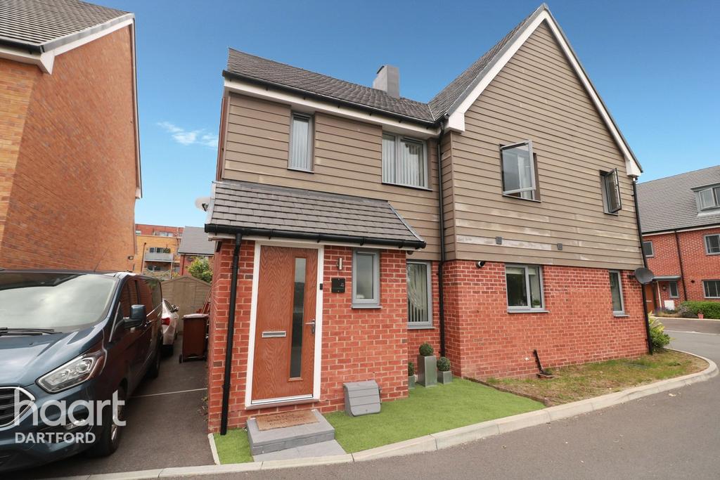 Worcester Drive, Swanley 2 bed semidetached house £350,000