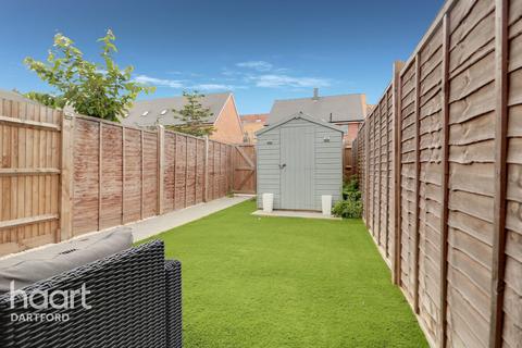 4 Worcester Drive, Swanley, BR8 8FF
