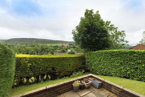 2 Lower Knoll Road, Diggle, Oldham, OL3 5PD
