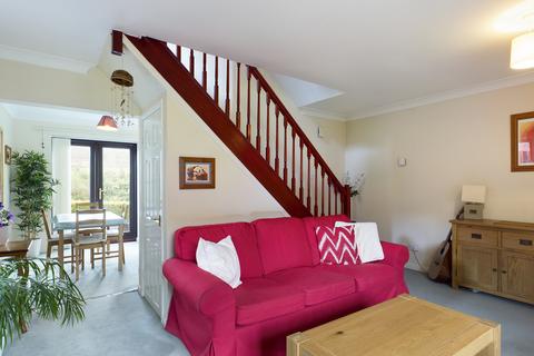 2 Lower Knoll Road, Diggle, Oldham, OL3 5PD