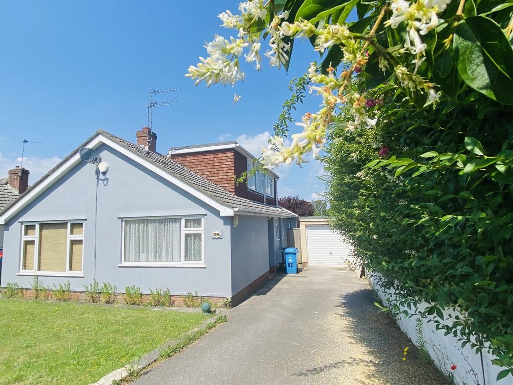 Corbiere Avenue, Poole 4 bed detached bungalow £1,600 pcm (£369 pw)