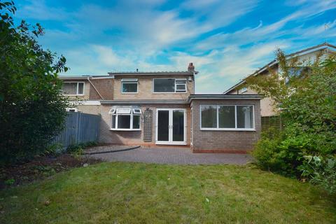 3 bedroom detached house to rent, Ravenswood Drive South, Solihull B91