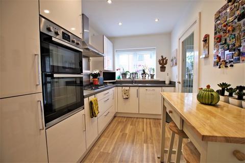 51 Fraser Drive, Bramshall, Uttoxeter, ST14 5EH