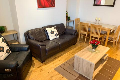 2 bedroom apartment to rent, Broomhill Road, Aberdeen