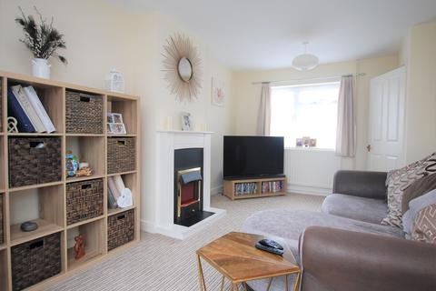 88 Cedar Way, Guildford, GU1 1JF