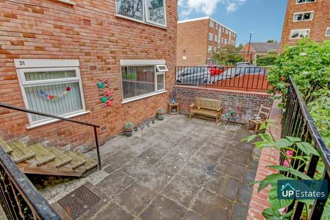 34 Bankside Close, Coventry, CV3 4GD