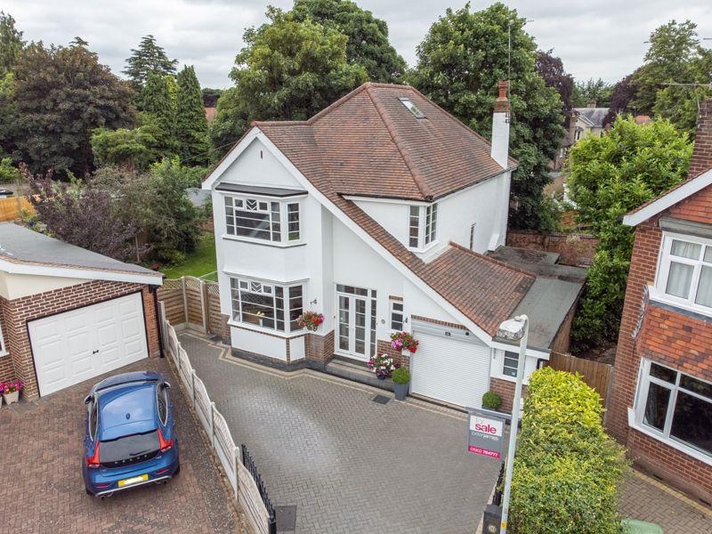 Newbridge Gardens, Newbridge, Wolverhampton 5 bed detached house £450,000