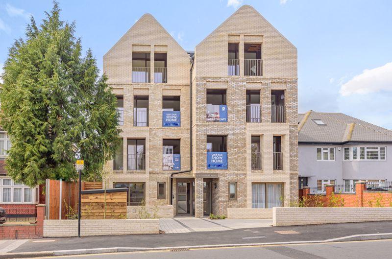 St. Peters Road, Croydon 2 bed apartment £415,000