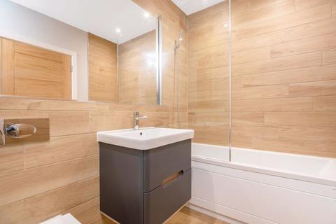 17a Crescent Road, Sidcup, DA15 7HN