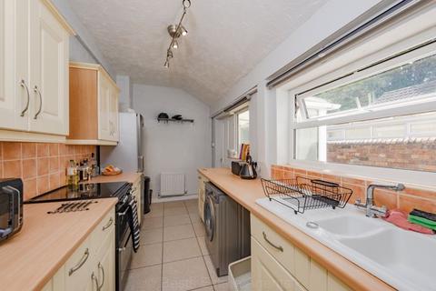 6 Allen Road, Weston Point, Runcorn, WA7 4HX