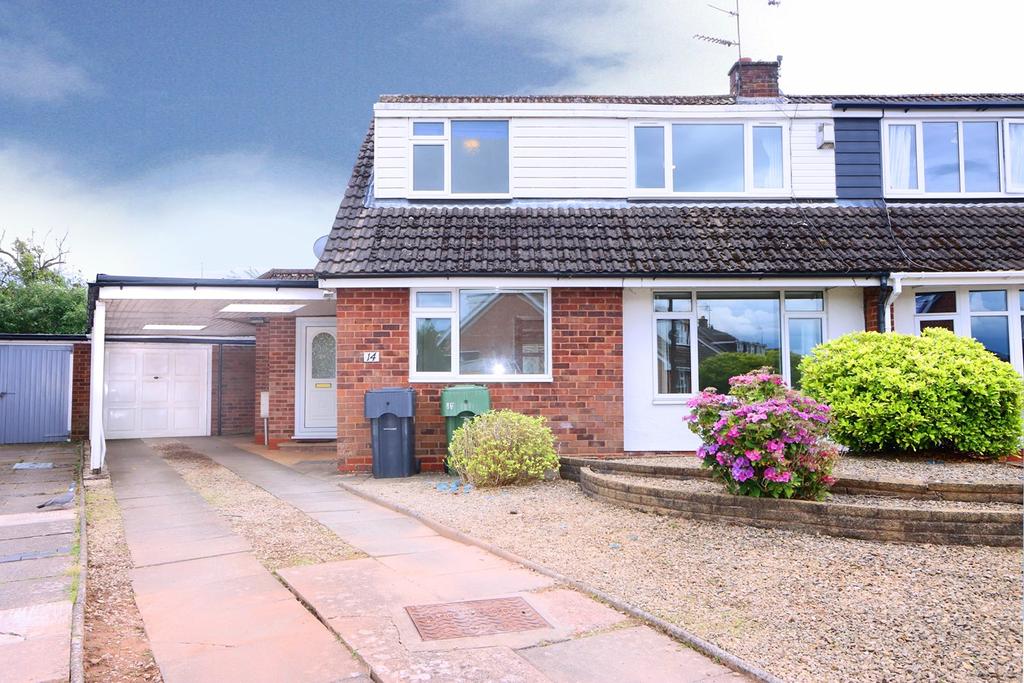 Long Close, Hagley, Stourbridge, DY9 3 bed semidetached house £925