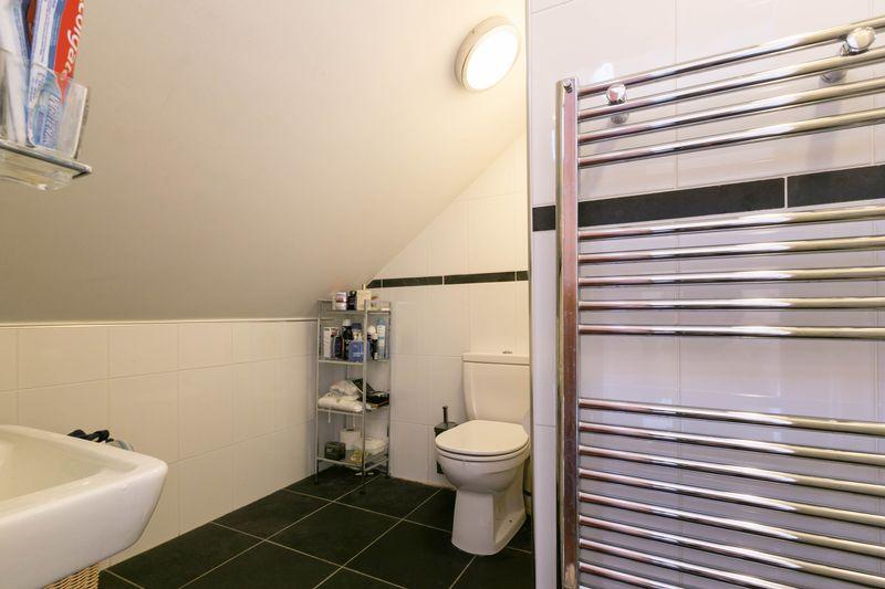 Ensuite