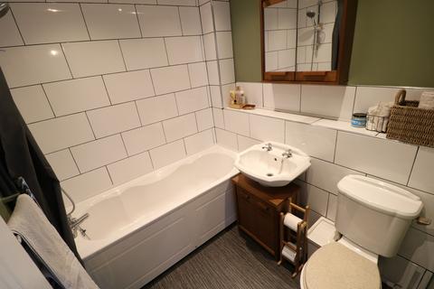 40 Harrisons Wharf, Purfleet, RM19 1QW