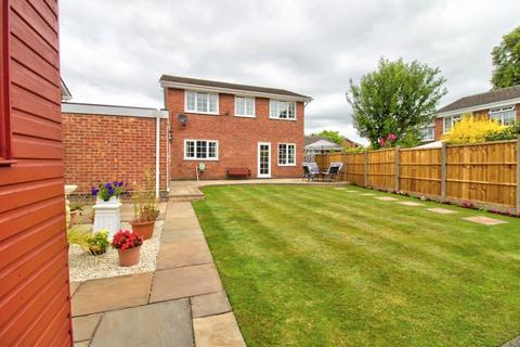 4 bedroom detached house for sale - Oaklands, Curdworth, Sutton Coldfield B76 9HD