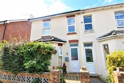 9 Capstone Place, Bournemouth, BH8 8RW