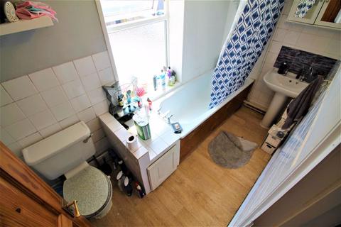 9 Capstone Place, Bournemouth, BH8 8RW