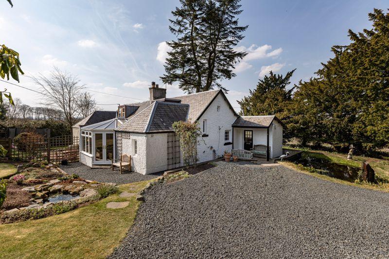 3 Boon Farm Cottage, Boon, Lauder 2 bed cottage £199,995