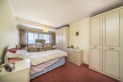159 Windsor Drive, Orpington, BR6 6HG