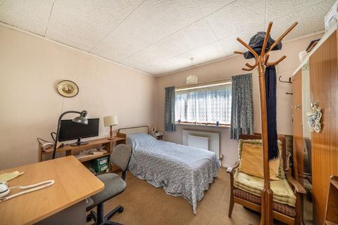 159 Windsor Drive, Orpington, BR6 6HG