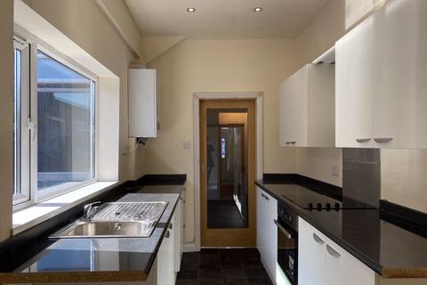 2 bedroom terraced house to rent, Selwyn Street, Stoke-On-Trent
