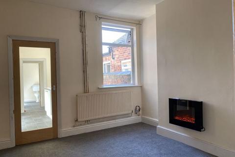 2 bedroom terraced house to rent, Selwyn Street, Stoke-On-Trent