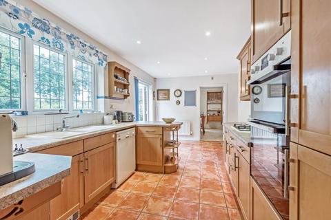 20 Roman Way, Carshalton, SM5 4EF