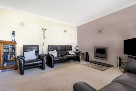 21 Princes Avenue, Carshalton, SM5 4NZ