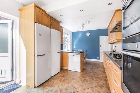 21 Princes Avenue, Carshalton, SM5 4NZ