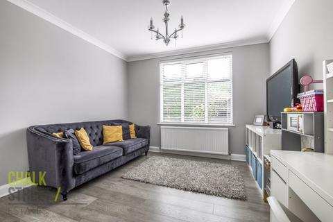 16 Havering Drive, Romford, RM1 4BB