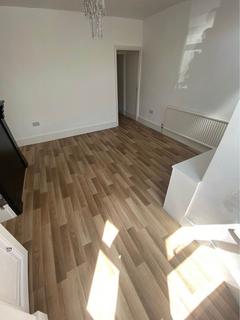 undefined, Luton LU1
