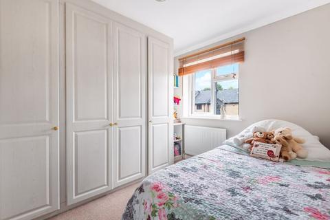 8 Deck Close, London, SE16 6BU