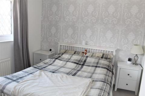 10 Clover Way, Wallington, SM6 7HP