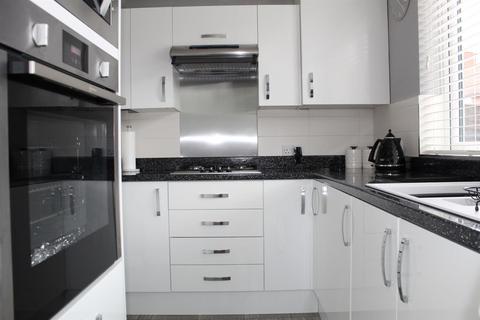 49 Robertsbridge Road, Carshalton, SM5 1AR