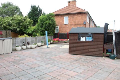49 Robertsbridge Road, Carshalton, SM5 1AR