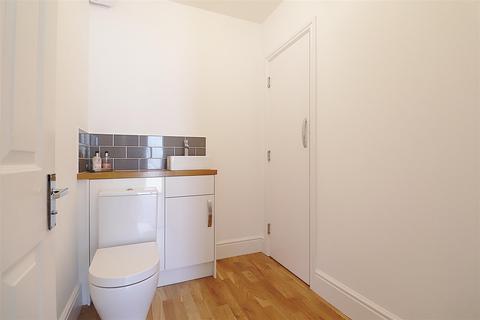 15a Longleigh Lane, Bexleyheath, DA7 5SP