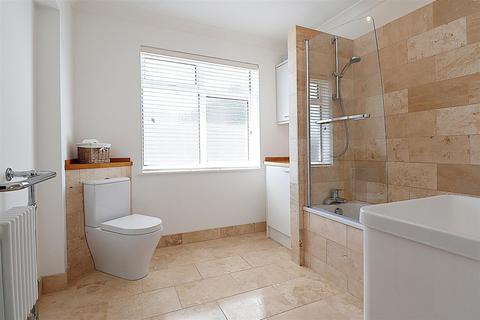15a Longleigh Lane, Bexleyheath, DA7 5SP