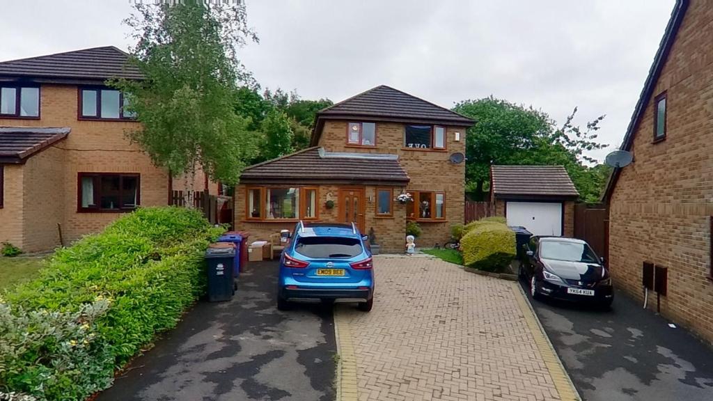 Westwood Road, Burnley 3 bed detached house £240,000