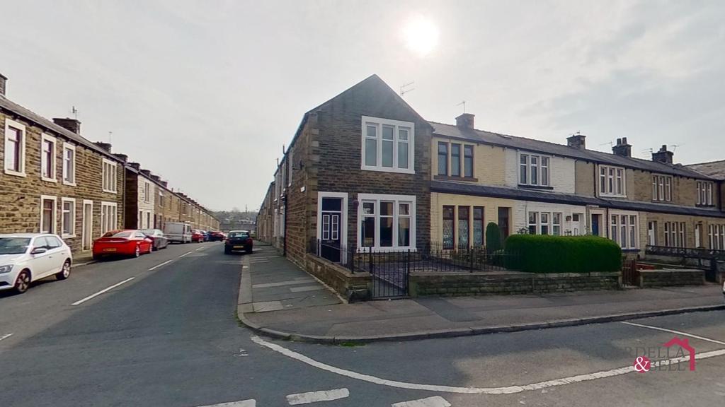 Victoria Road, Padiham, Burnley 2 bed end of terrace house £87,000