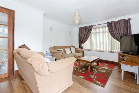 9 Arnside Close, Sompting, Lancing, BN15 9TR