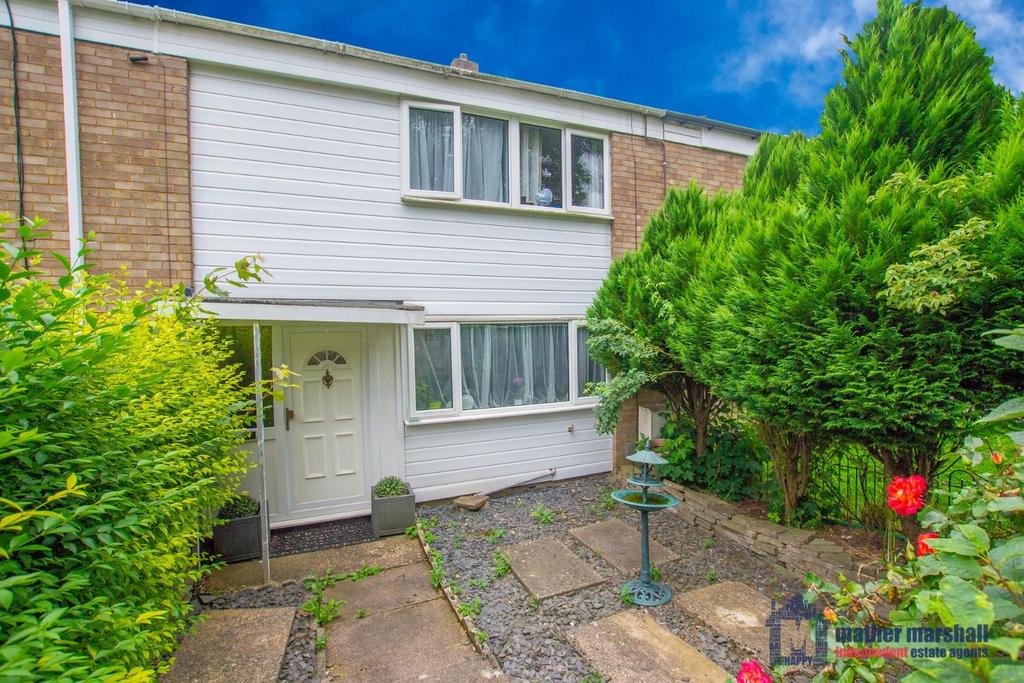 Archer Road, Stevenage 3 bed terraced house £315,000