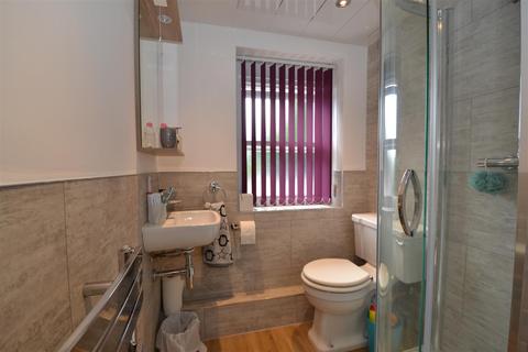 62 Baldwin Lane, Clayton, Bradford, BD14 6PQ